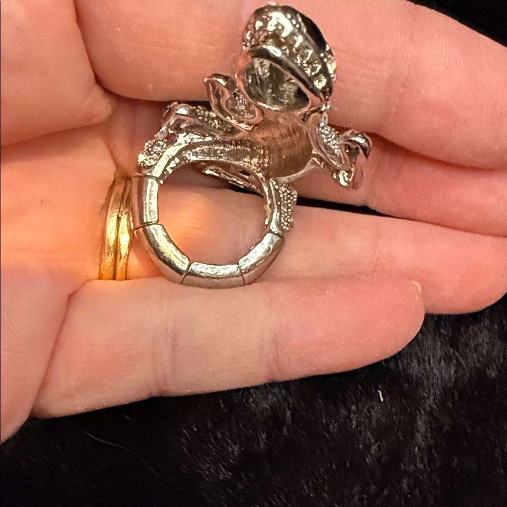 Sparkling Lizard Statement Ring - image 6